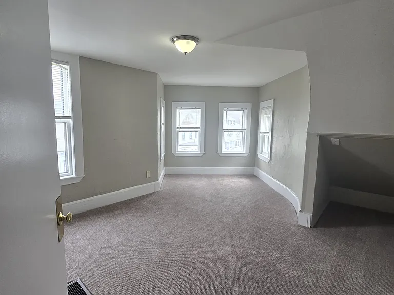 40 Hurd St #2 — Photo 17