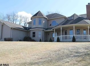 1130 W Springfield Dr, Bellefonte, PA 16823