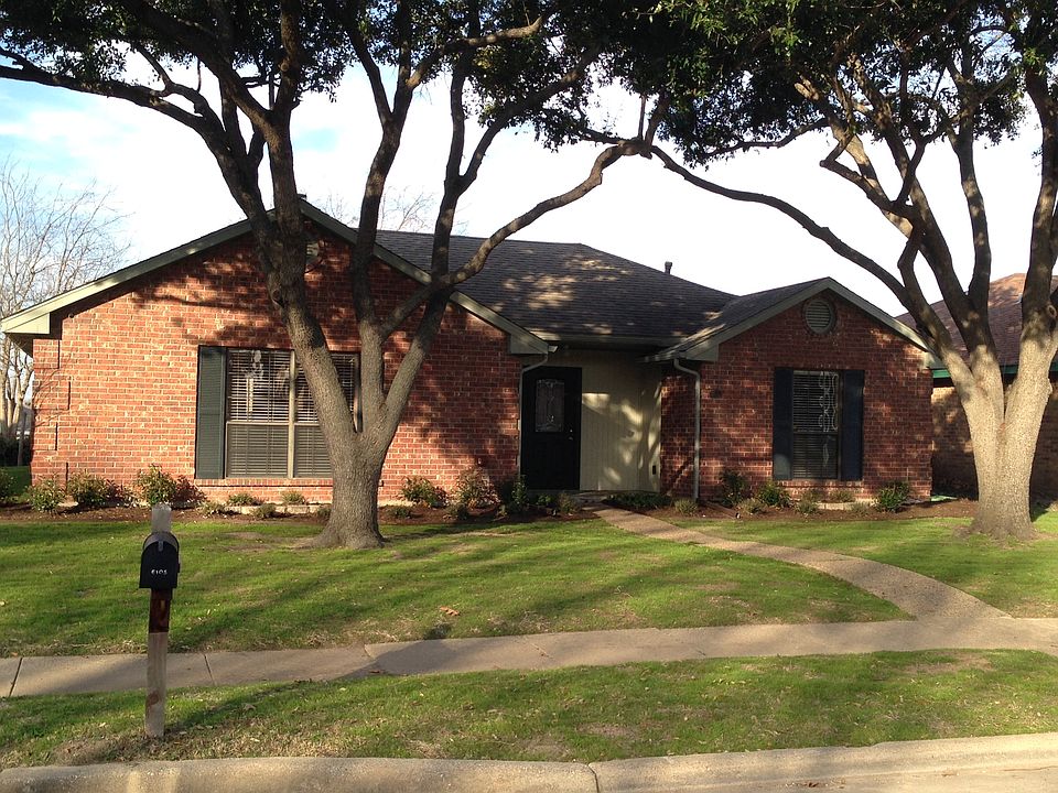 1st image of 6105 Waterway Dr