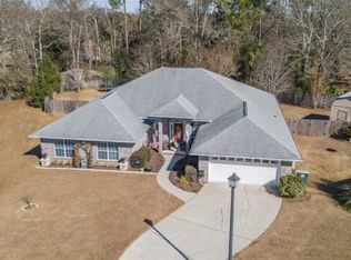1272 Solomon Cir, Cantonment, FL 32533
