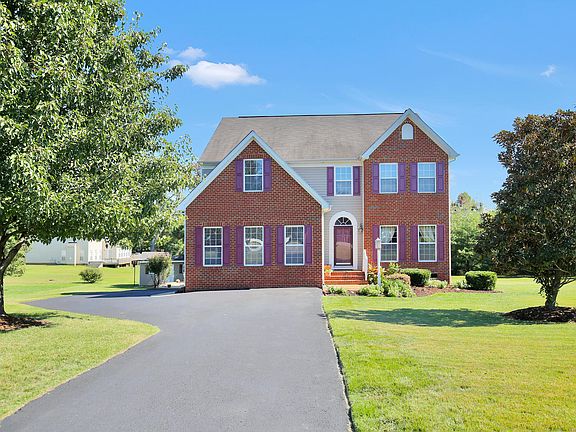 3rd image of 7900 Arbor Glen Ct