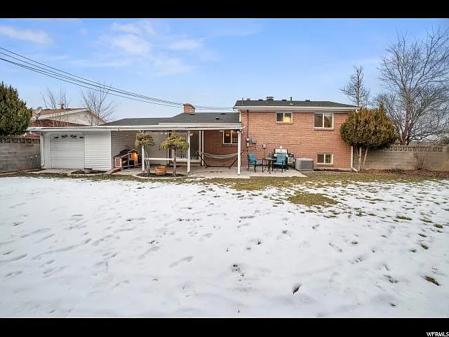 576 E Millcreek Way — Photo 8
