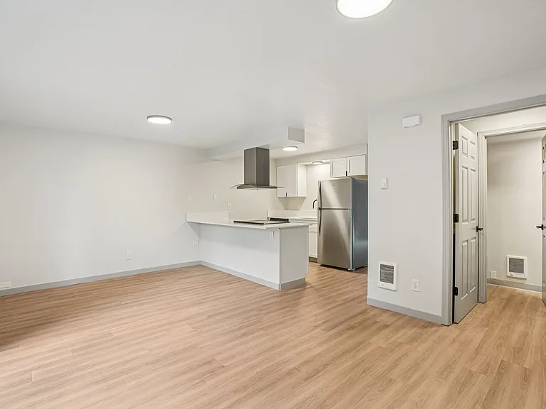 Bloc at 26th- Live your best live here! Receive up to 4 Weeks Free + Discounted Rates on Select U... — Photo 22