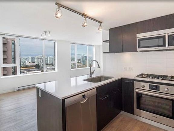 4th image of 7788 Ackroyd Rd #1306
