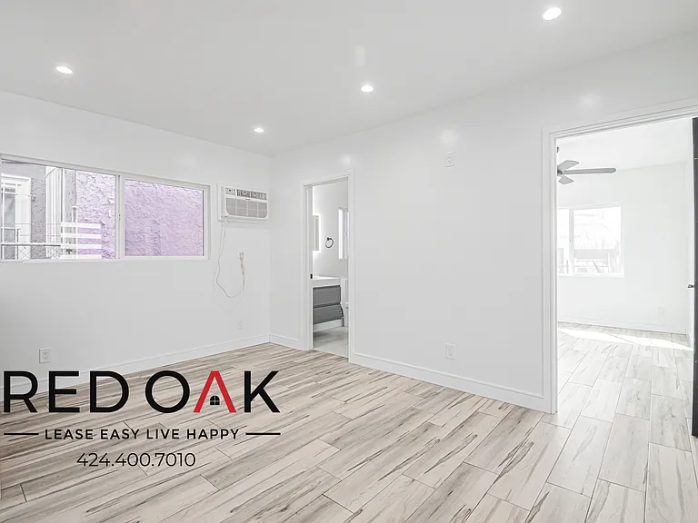 836 N Van Ness Ave #A — Photo 9
