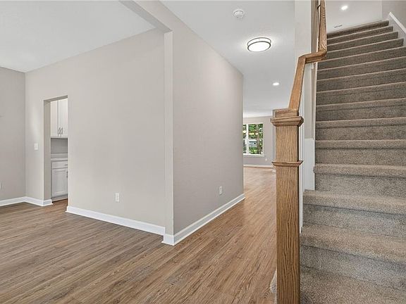 5th image of 3315 Tyre Neck Rd