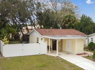 7316 Willow Park Dr, Tampa, FL 33637