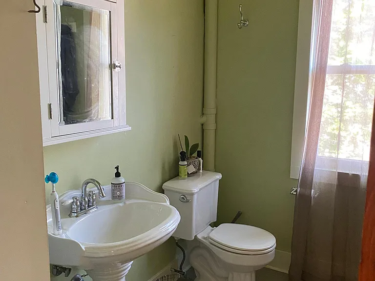 286 Norwood Ave #3 — Photo 6