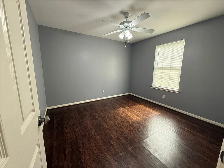 2308 Auburndale St #5 — Photo 12