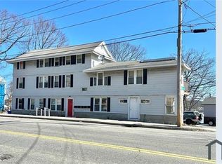 399 Lake Ave #1R, Worcester, MA 01604