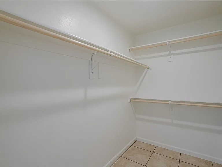 3850 N Teri Ct — Photo 48