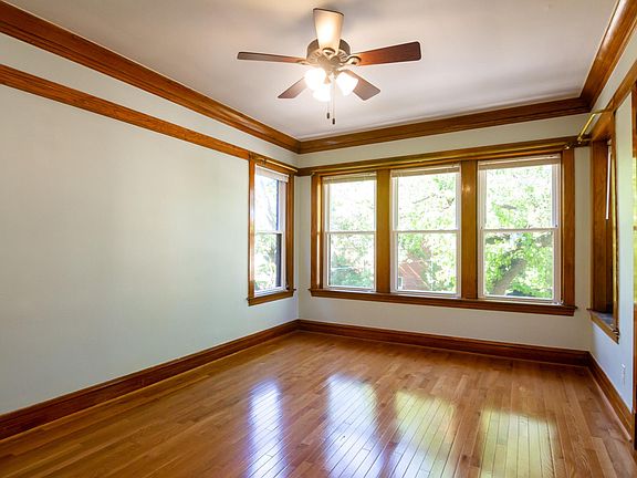 2nd image of 2227 W Shakespeare Ave #2