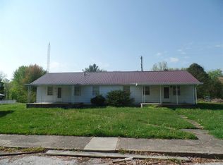 121 Stark St, Crane, IN 47522