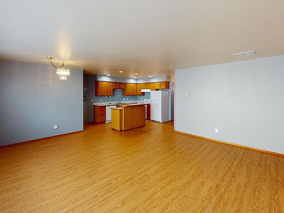 4th image of 1326 S Skyline Dr APT A