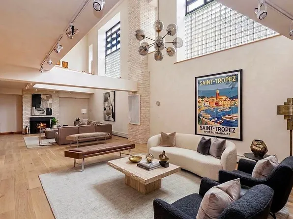 708 Greenwich St #1BC, New York, NY 10014