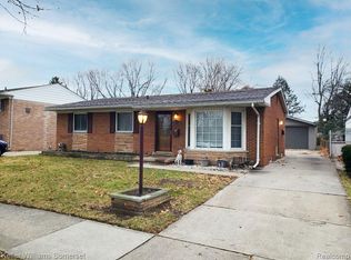 28752 Milton Ave, Warren, MI 48092