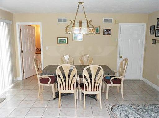 3rd image of 25 Ironwood Ln