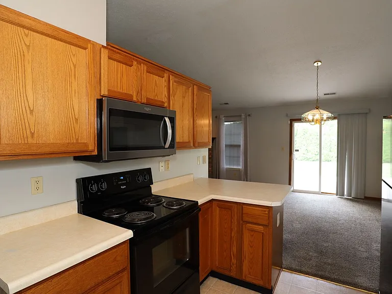 12838 Sovereign Ln — Photo 7