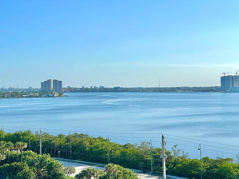 5420 N Ocean Dr #906 — Photo 35