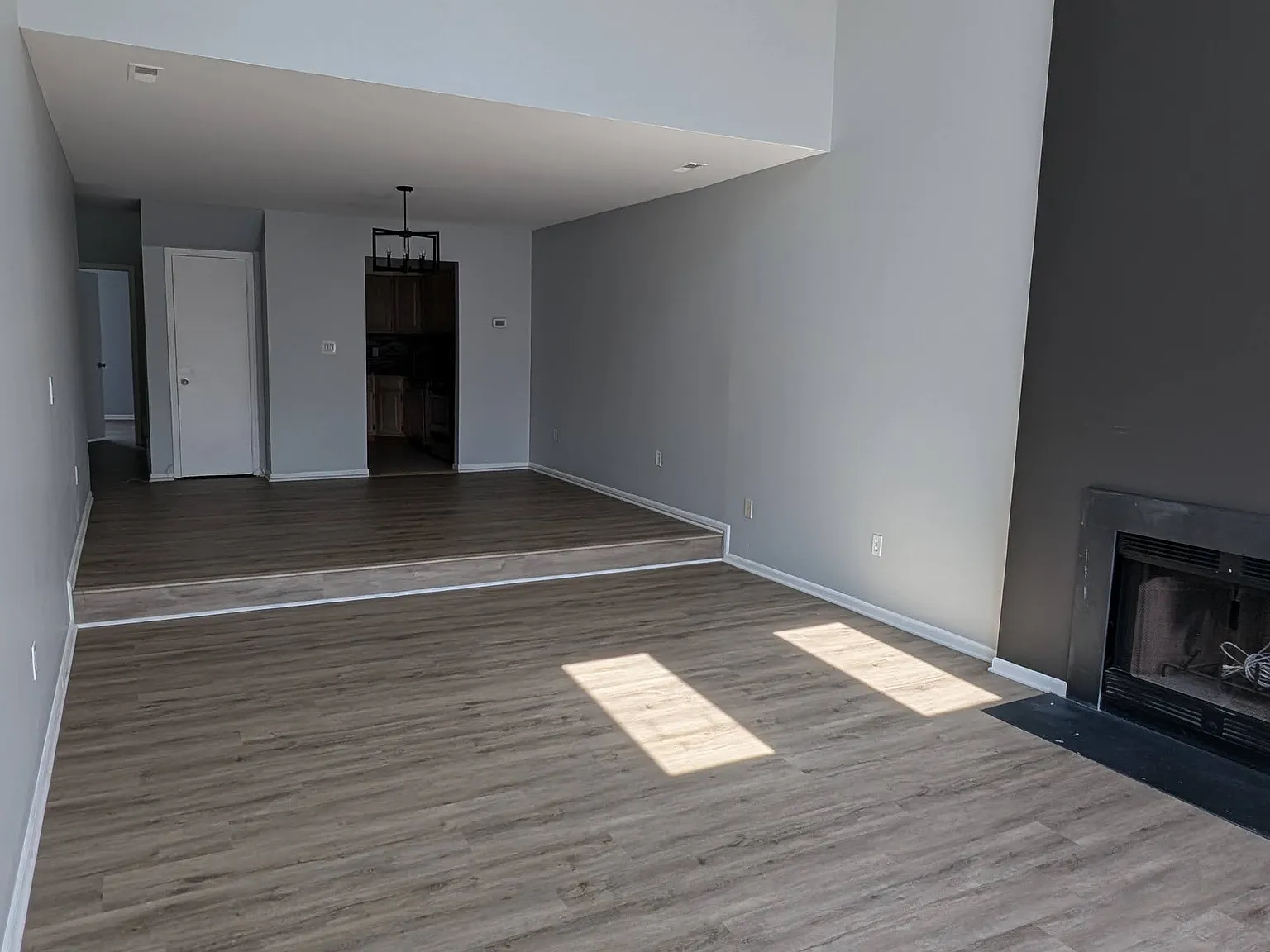 2 bed, 1100 sqft, $2,500 — Photo 4