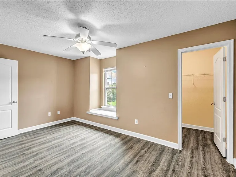256 Savannah Ln — Photo 22