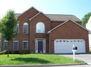 7506 New Barrens Ct, Roanoke, VA 24019