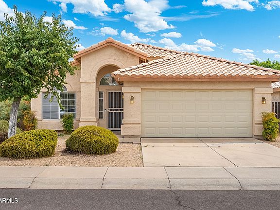 3rd image of 3527 E KRISTAL Way