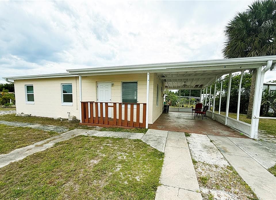 1st image of 208 MARTIN DRIVE NE