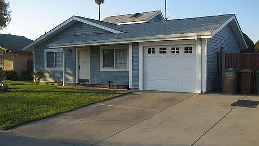 1st image of 213 Carlo Ct