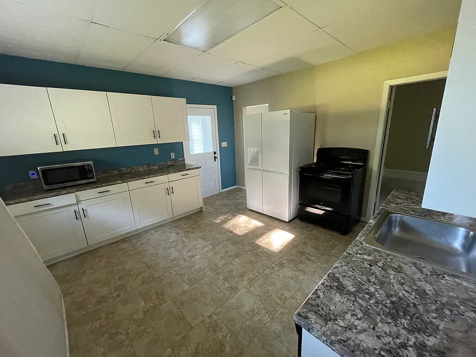 28154 468th Ave