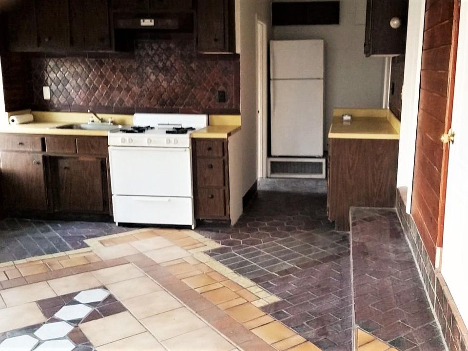 Downstairs Kitchen