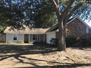 802 Anniston Ave, Gulfport, MS 39507