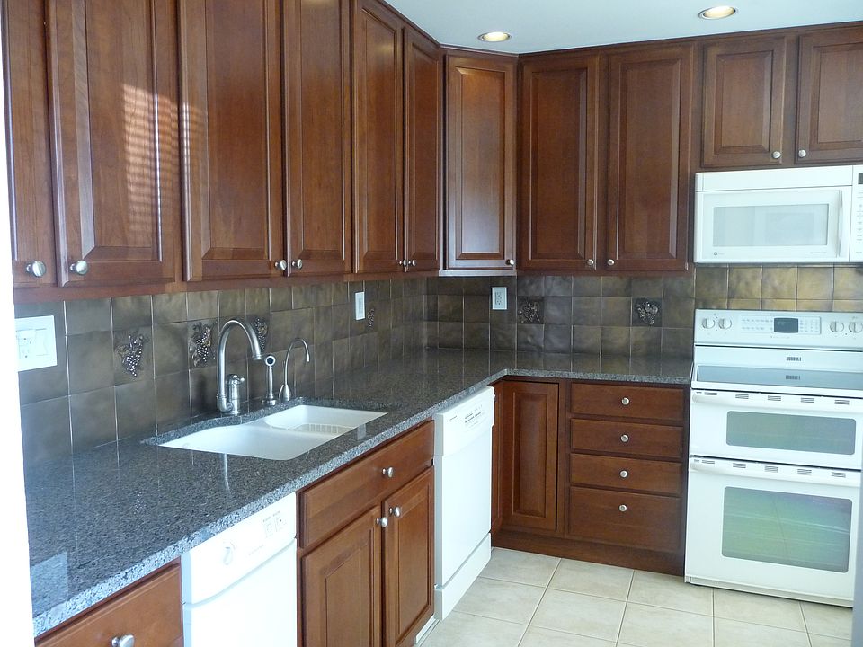 1st image of 267 S Broadway #267C