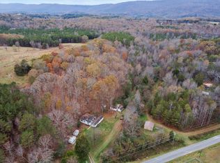 996 Friendship Rd, Chickamauga, GA 30707