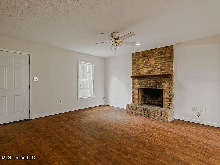 35B Northtown Rd — Photo 5