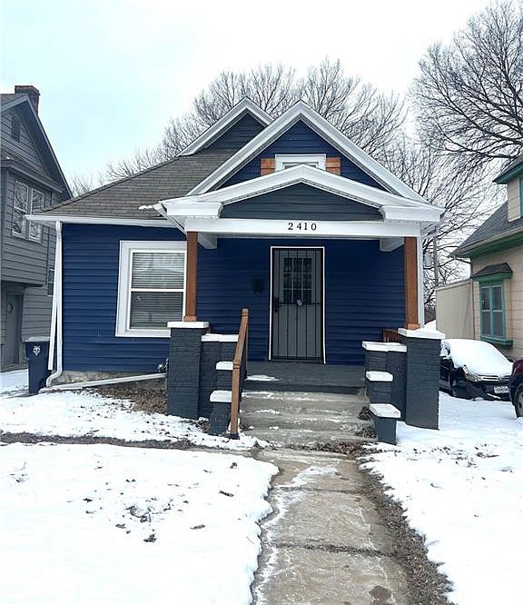 1st image of 2410 Myrtle Ave