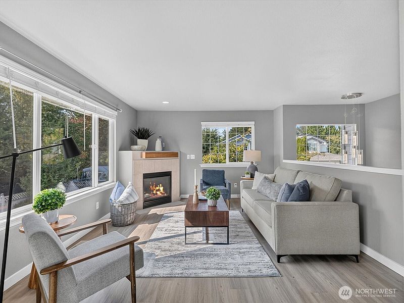 5th image of 13018 42nd Avenue SE