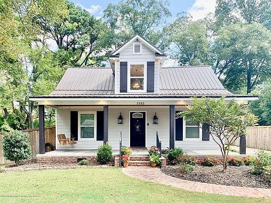 Charming farmhouse curb appeal