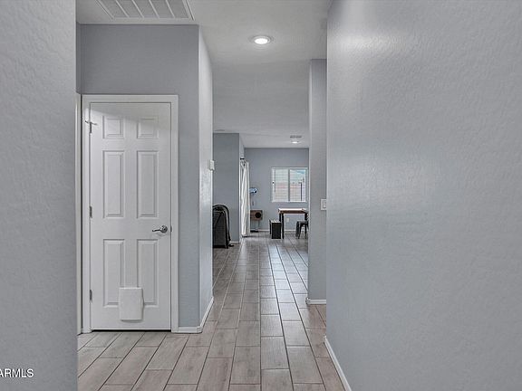 5th image of 334 W KONA Drive