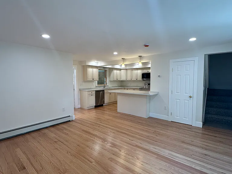 6 Griffin Ave — Photo 5