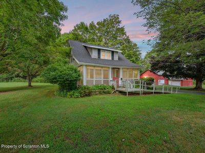 60 W Abington Rd, Dalton, PA, 18414