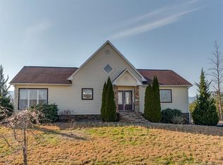 337 Stonecrest Pkwy, Mill Spring, NC 28756