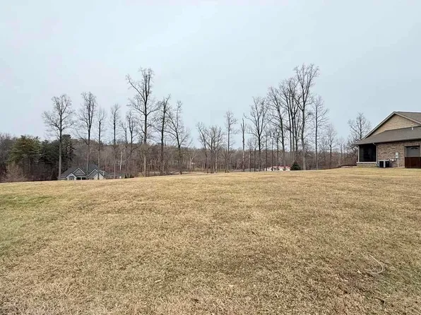 2566 Wainwright Ct, Terre Haute, IN 47803