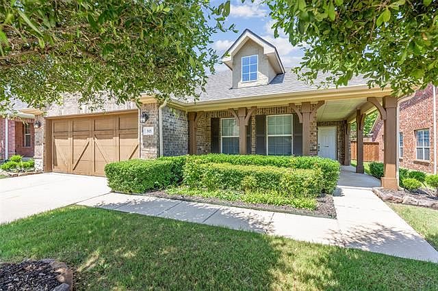 1st image of 315 Serenade Ln