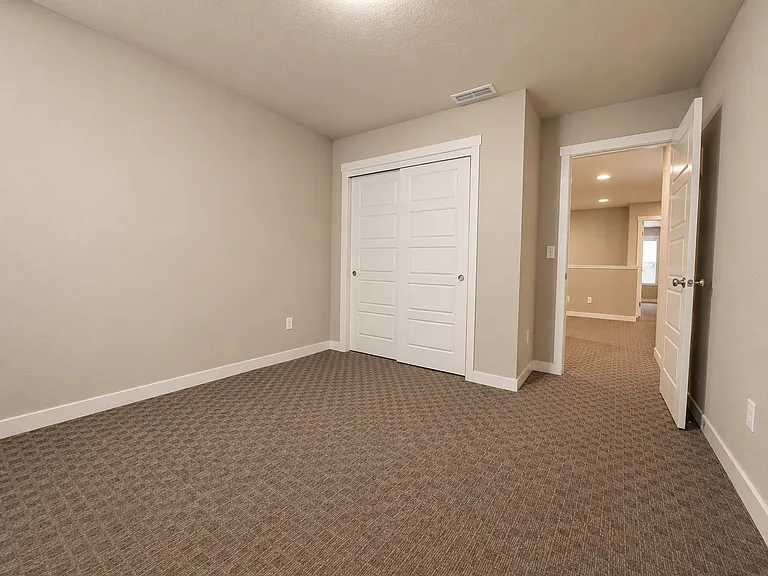 7214 Hayworth Ave NE — Photo 13