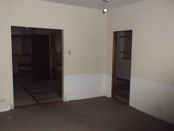 4th image of 5359 S Hermitage Ave