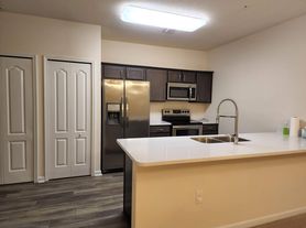 4966 Key Lime Dr, Jacksonville, FL