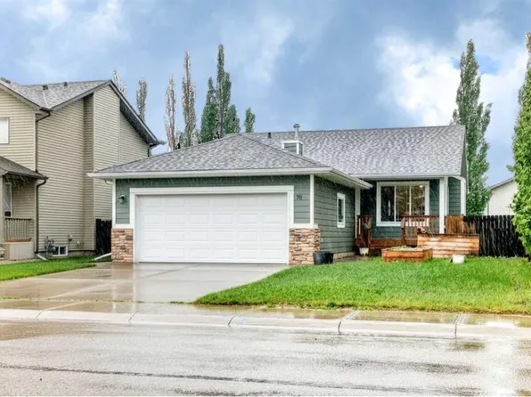 76 S Hillview Dr, Strathmore, AB T1P 1S6