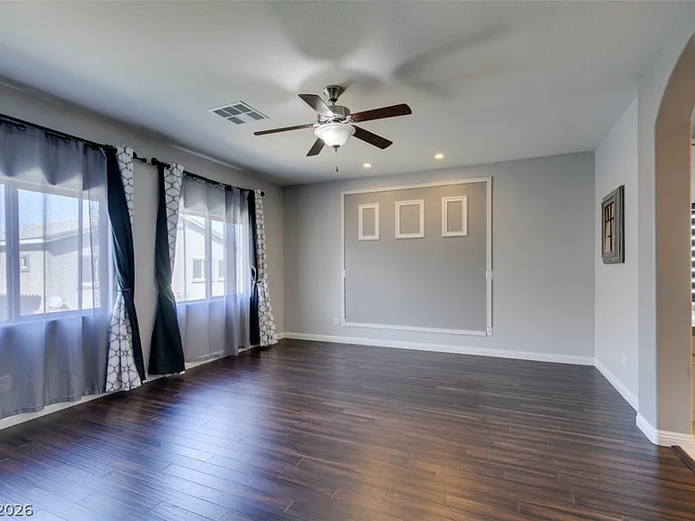 9114 Mastodon Ave — Photo 44