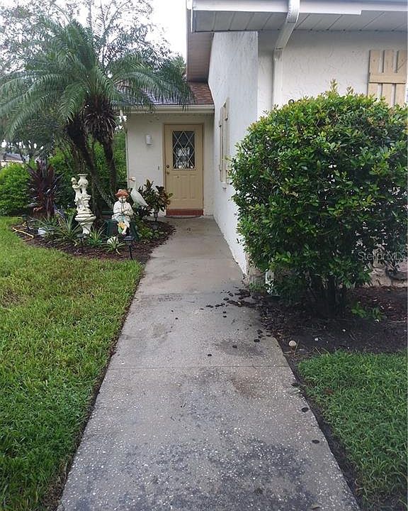 1st image of 905 E Hendon Ct Unit 905
